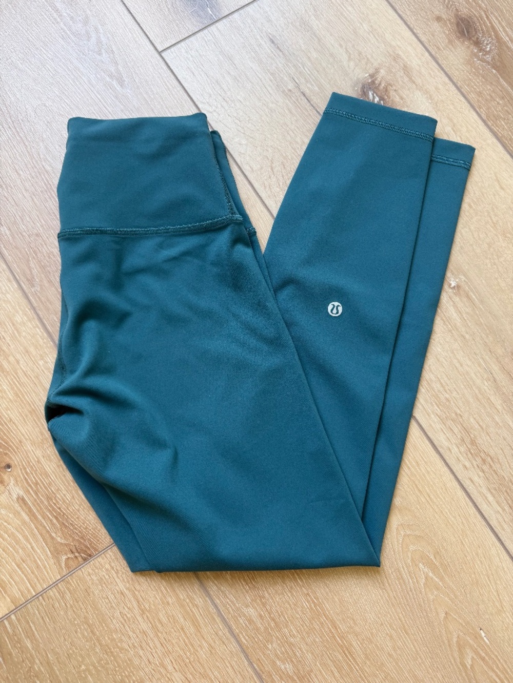 Lululemon Women's Wunder Train High-Rise Tight 25"